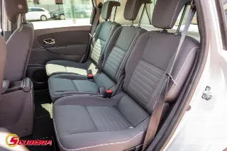 Foto 14 di 37: RENAULT Scenic
