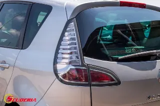Foto 19 di 37: RENAULT Scenic