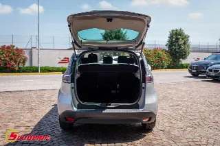 Foto 21 di 37: RENAULT Scenic