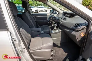 Foto 24 di 37: RENAULT Scenic