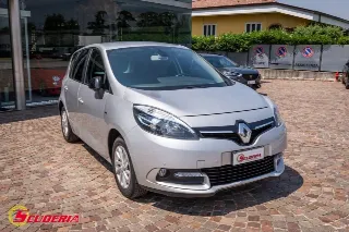 Foto 7 di 37: RENAULT Scenic
