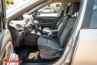Foto 9 di 37: RENAULT Scenic