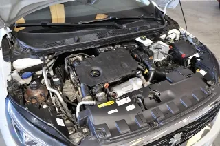 Foto 9 di 28: Peugeot 308 BlueHDi 130 S&S EAT8 SW Allure IVA ESPOSTA