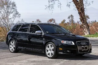 Foto 1 di 24: 2005 Audi S4 Avant Quattro Wagon 6 Speed