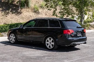 Foto 9 di 24: 2005 Audi S4 Avant Quattro Wagon 6 Speed