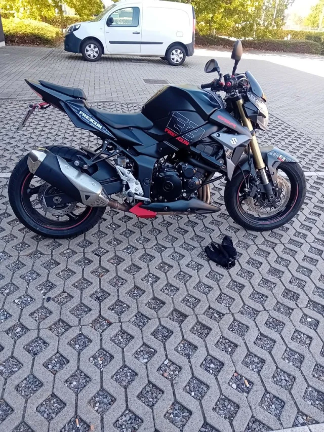 Suzuki GSR750 | 2014 | Route 66 Auctions