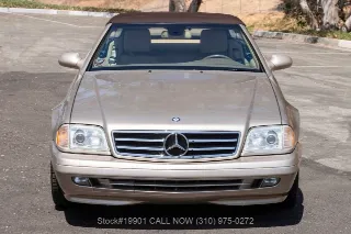 Foto 11 di 24: 2000 Mercedes Benz SL500