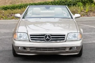 Foto 2 di 24: 2000 Mercedes Benz SL500