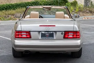 Foto 7 di 24: 2000 Mercedes Benz SL500