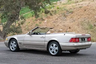 Foto 9 di 24: 2000 Mercedes Benz SL500