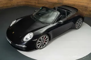 Foto 1 di 6: Porsche 911
