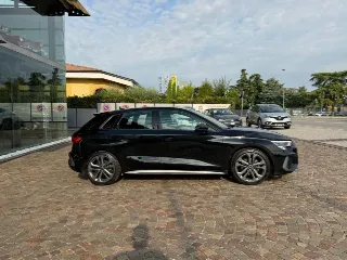 Foto 3 di 20: AUDI A3