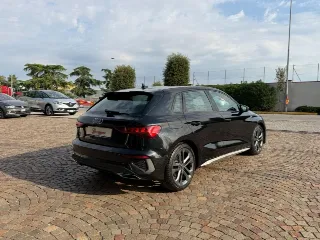 Foto 4 di 20: AUDI A3