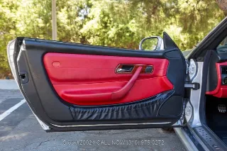 Foto 20 di 24: 2001 Mercedes Benz SLK320
