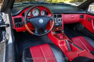 Foto 22 di 24: 2001 Mercedes Benz SLK320