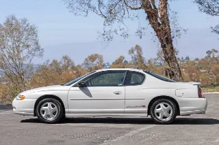 Foto 14 di 24: 2003 Chevrolet Monte Carlo SS