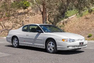 Foto 4 di 24: 2003 Chevrolet Monte Carlo SS