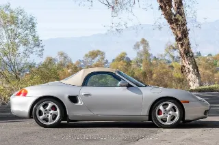 Foto 15 di 24: 2000 Porsche Boxster S