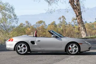 Foto 5 di 24: 2000 Porsche Boxster S