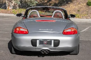 Foto 8 di 24: 2000 Porsche Boxster S