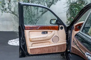 Foto 17 di 24: 2003 Bentley Arnage R