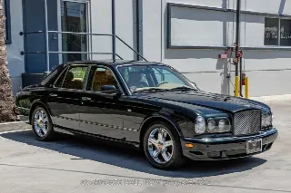 Foto 4 di 24: 2003 Bentley Arnage R