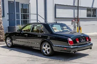 Foto 9 di 24: 2003 Bentley Arnage R