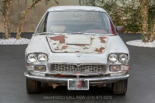 Foto 2 di 24: 1967 Maserati Quattroporte