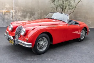 Foto 10 di 24: 1958 Jaguar XK150S