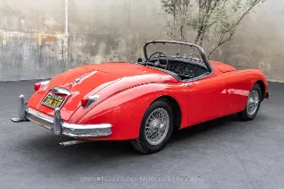 Foto 6 di 24: 1958 Jaguar XK150S