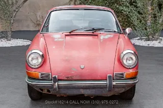 Foto 2 di 24: 1971 Porsche 911T