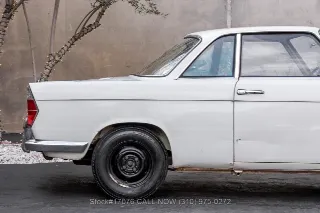 Foto 11 di 24: 1961 BMW 700