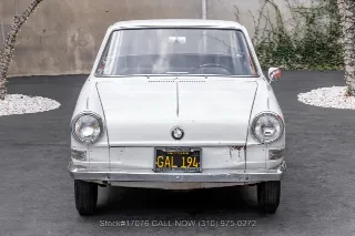 Foto 2 di 24: 1961 BMW 700