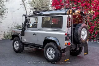 Foto 8 di 24: 1995 Land Rover Defender 90