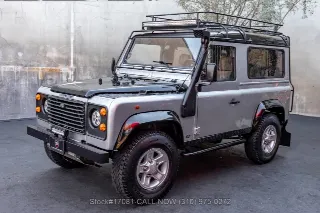 Foto 9 di 24: 1995 Land Rover Defender 90