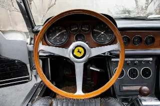 Foto 18 di 24: 1967 Ferrari 330GTC
