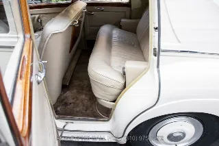 Foto 21 di 24: 1953 Bentley R Type Saloon