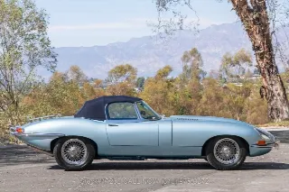 Foto 17 di 24: 1962 Jaguar XKE