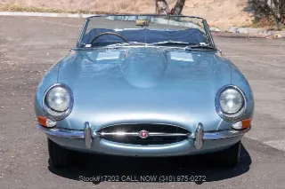 Foto 2 di 24: 1962 Jaguar XKE