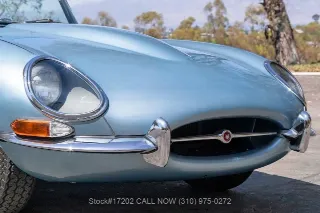 Foto 5 di 24: 1962 Jaguar XKE