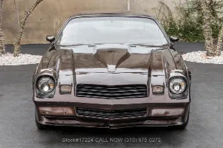 Foto 2 di 24: 1981 Chevrolet Camaro