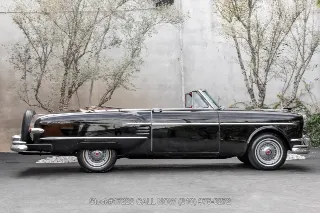 Foto 4 di 24: 1954 Packard Convertible