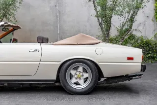 Foto 19 di 24: 1982 Ferrari 400i