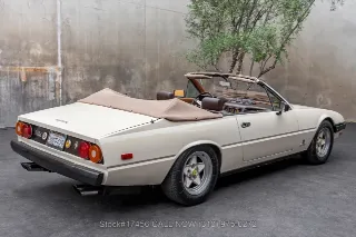 Foto 5 di 24: 1982 Ferrari 400i