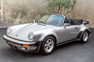 Foto 8 di 24: 1986 Porsche Carrera