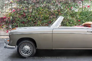 Foto 18 di 24: 1960 Mercedes Benz 220SE