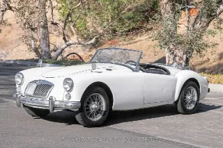 Foto 11 di 24: 1960 MG A