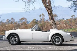 Foto 19 di 24: 1960 MG A