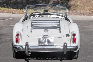 Foto 7 di 24: 1960 MG A
