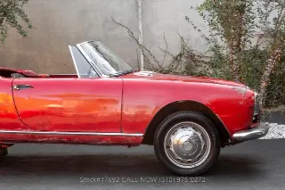 Foto 10 di 24: 1963 Alfa Romeo Giulia